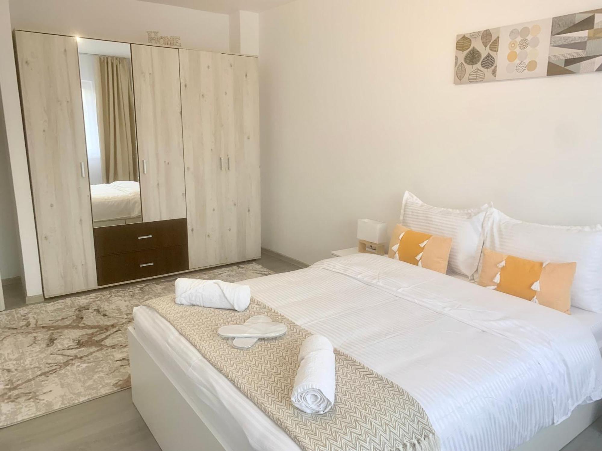 Jad - Family - Apartments & Studios Брашов Екстериор снимка